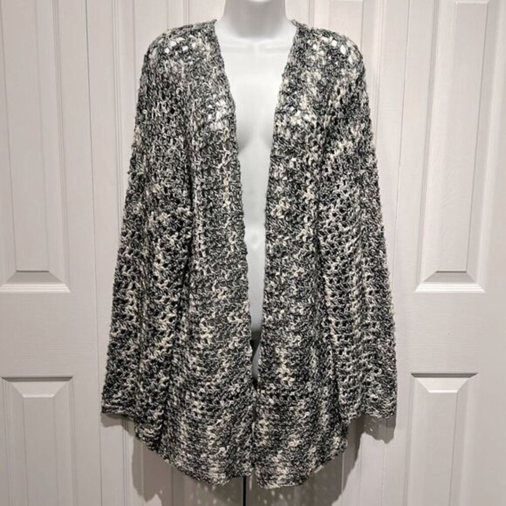 Handmade‎ Wool Blend Grey White Black Open Weave Cardigan Size M